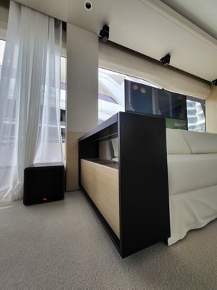 Yacht cabin with a KamoGa bass module and screen